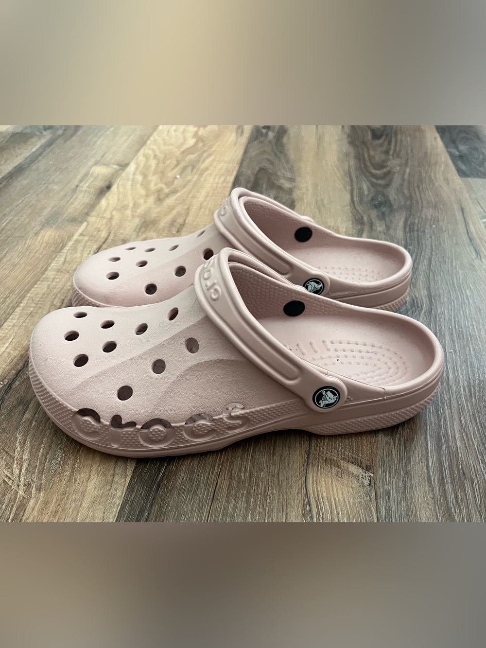 Crocs - Picture 1 of 4